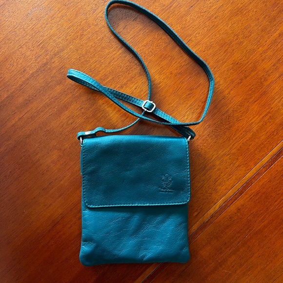 Vera Pelle Handbags - Vintage Green Leather Crossbody Bag